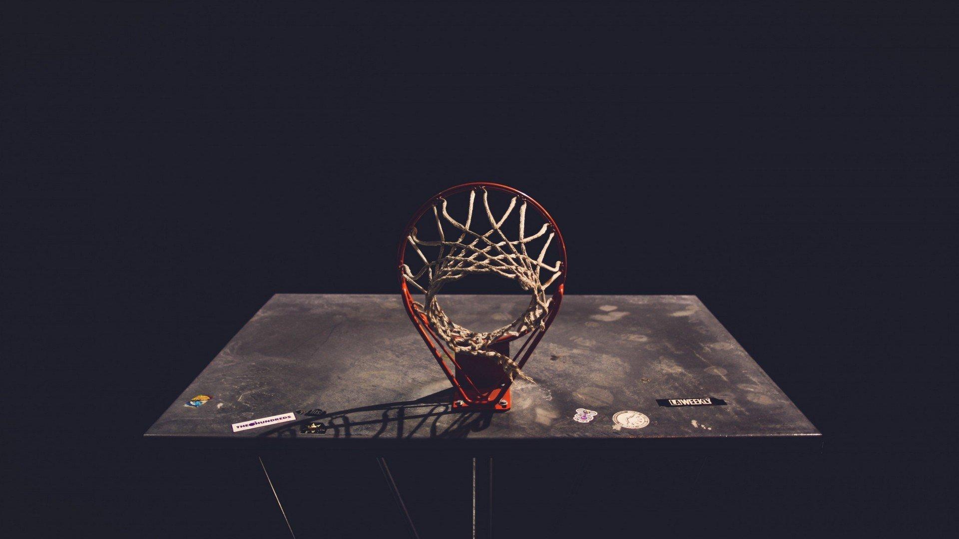 库里狂轰50分创赛季新高 勇士力克强敌延续连胜势头