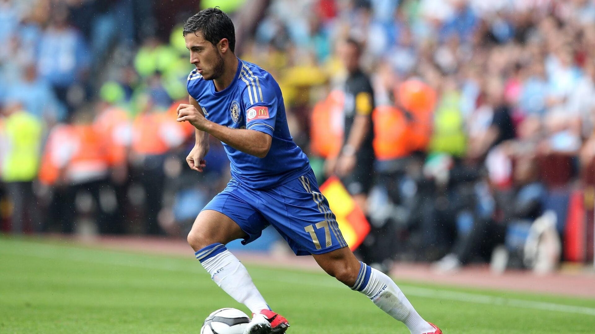 纳达尔关键破发点制胜 挺进法网半决赛